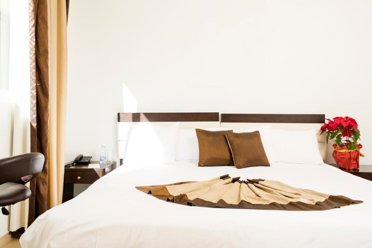 Bliss 3000 Furnished Studios Beiroet Buitenkant foto