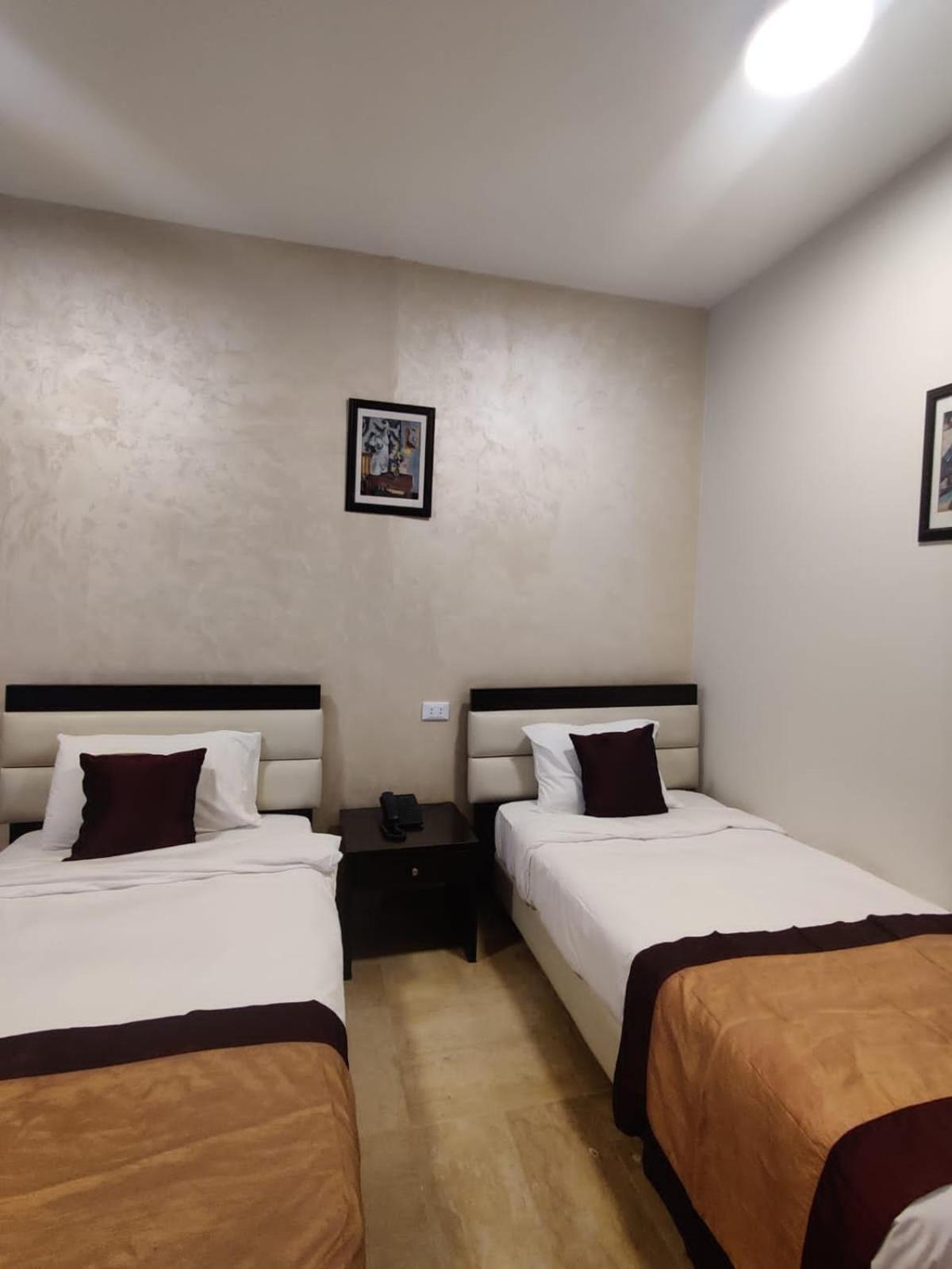 Bliss 3000 Furnished Studios Beiroet Buitenkant foto