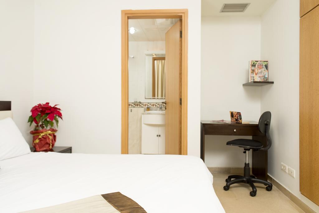 Bliss 3000 Furnished Studios Beiroet Buitenkant foto